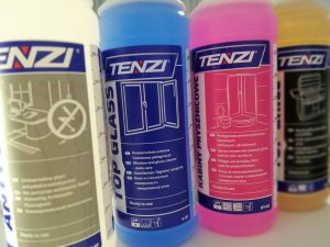 Test – płyn Tenzi – szybkie męskie sprzątanie